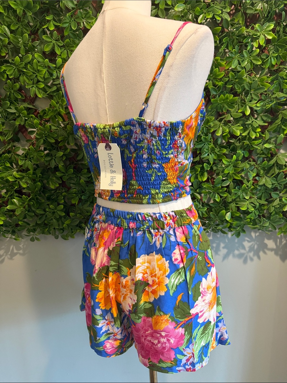 NWT- Floral Tie-Front Crop Top & Skort Set - Picture 10 of 13